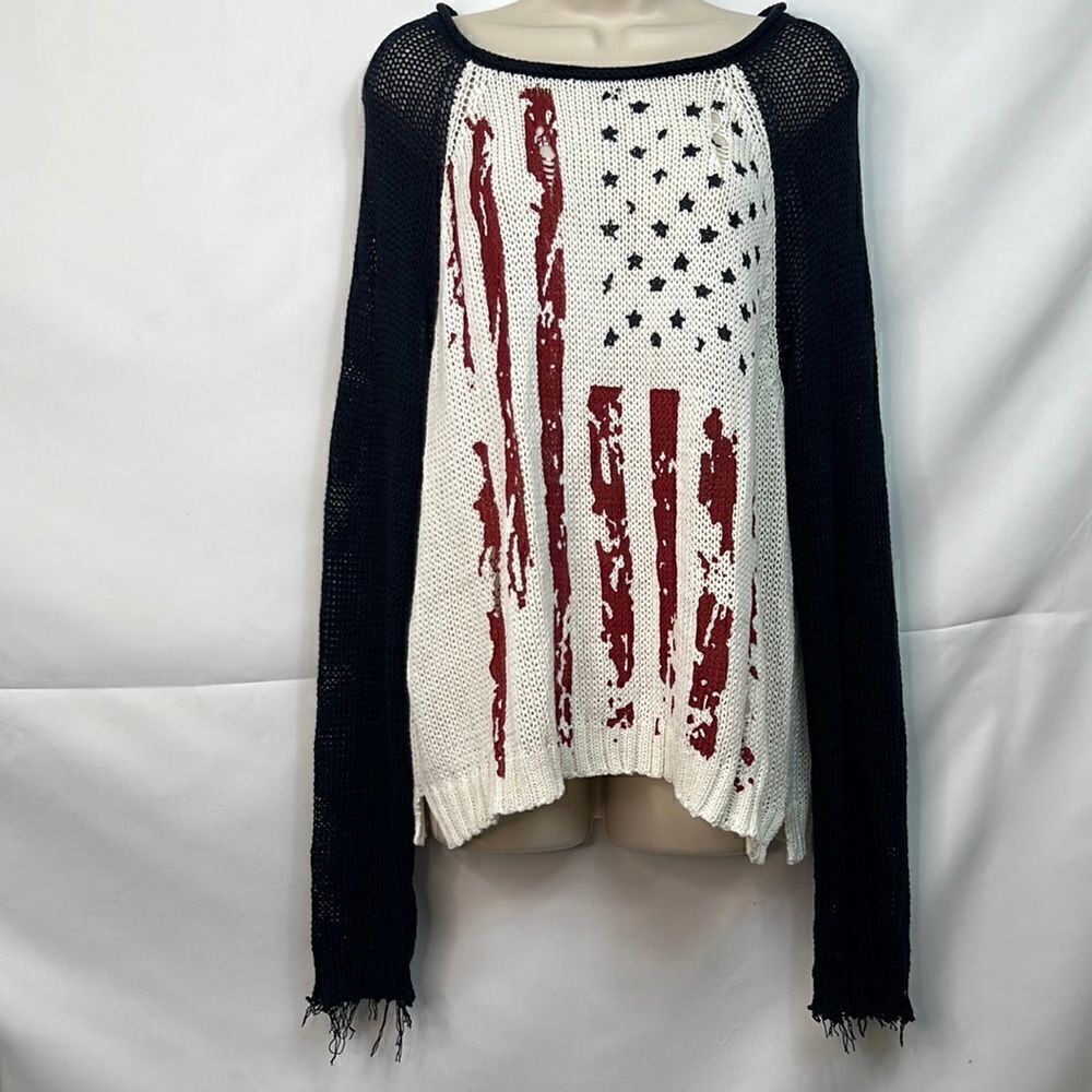 Anthropologie Wooden Ships Red White and blue distressed Sweater size medium EUC